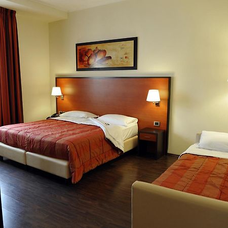 Gullo Hotel Acconia Екстер'єр фото