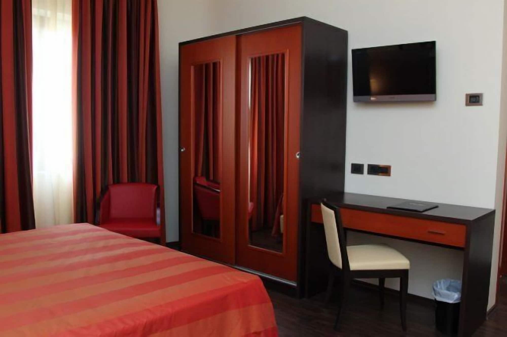 Gullo Hotel Acconia Екстер'єр фото